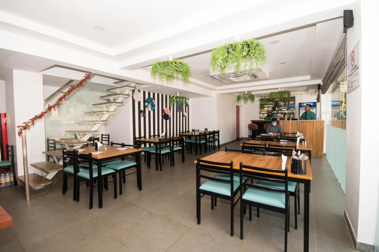 Hotel Vemara Panaji Esterno foto